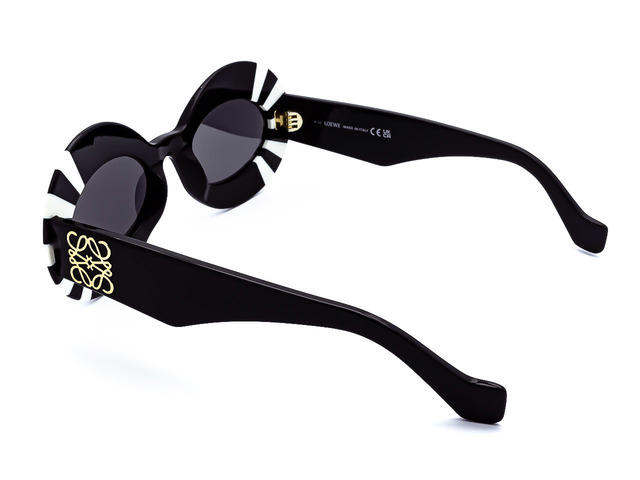 Сонцезахисні окуляри LOEWE LW40091I 04A 52мм. TINTED GREY. Фото 4